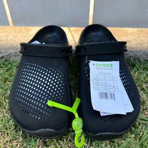 Crocs LiteRide Lite Ride slides shoes m9/w11 Black New NWT